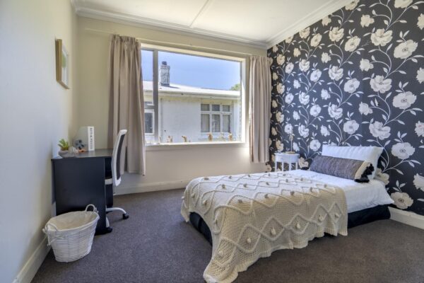Room close to SIT & the City Centre
