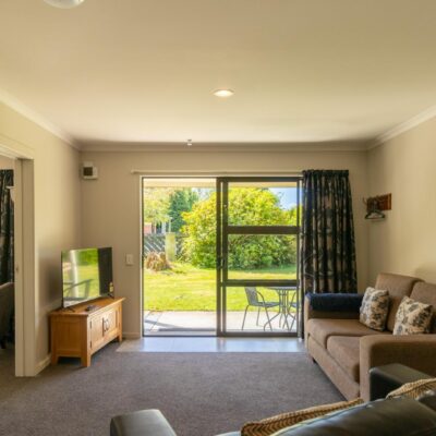 Brand New and Fully Furnished on McIvor