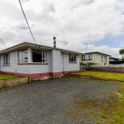 Low maintenance in Waikiwi – Easy care small section