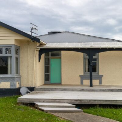 Modern Living in Strathern