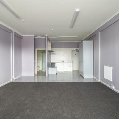 Spacious studio unit!