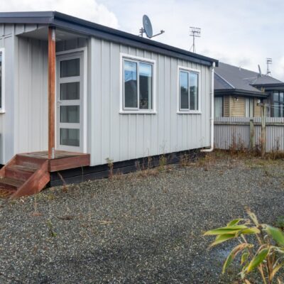 Modern 1 Bedroom Unit in Appleby