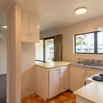 Easy living on Earn!