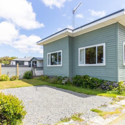 Cosy and warm two bedroom unit in Hawthorndale!