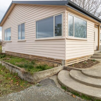 Freshly Renovated just outside of Winton!