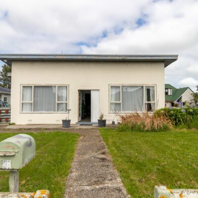 3 Bedroom in Strathern!