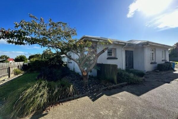 4 Bedroom’s within walking distance to South City