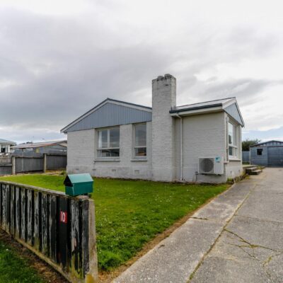 Solid home in Strathern!