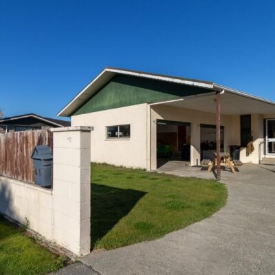 Spacious 4 bedroom home in Winton!