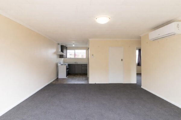 Walking distance to town and SIT