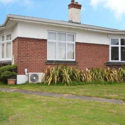 1 bedroom close to town