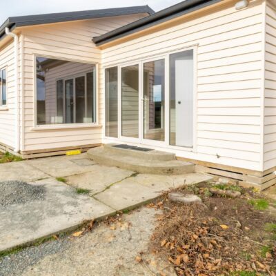 Freshly Renovated just outside of Winton!